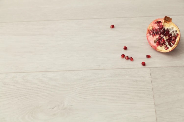 Плитка ПВХ "Bonkeel" Line 101 (1220*183*4 мм) — купить в Екатеринбурге