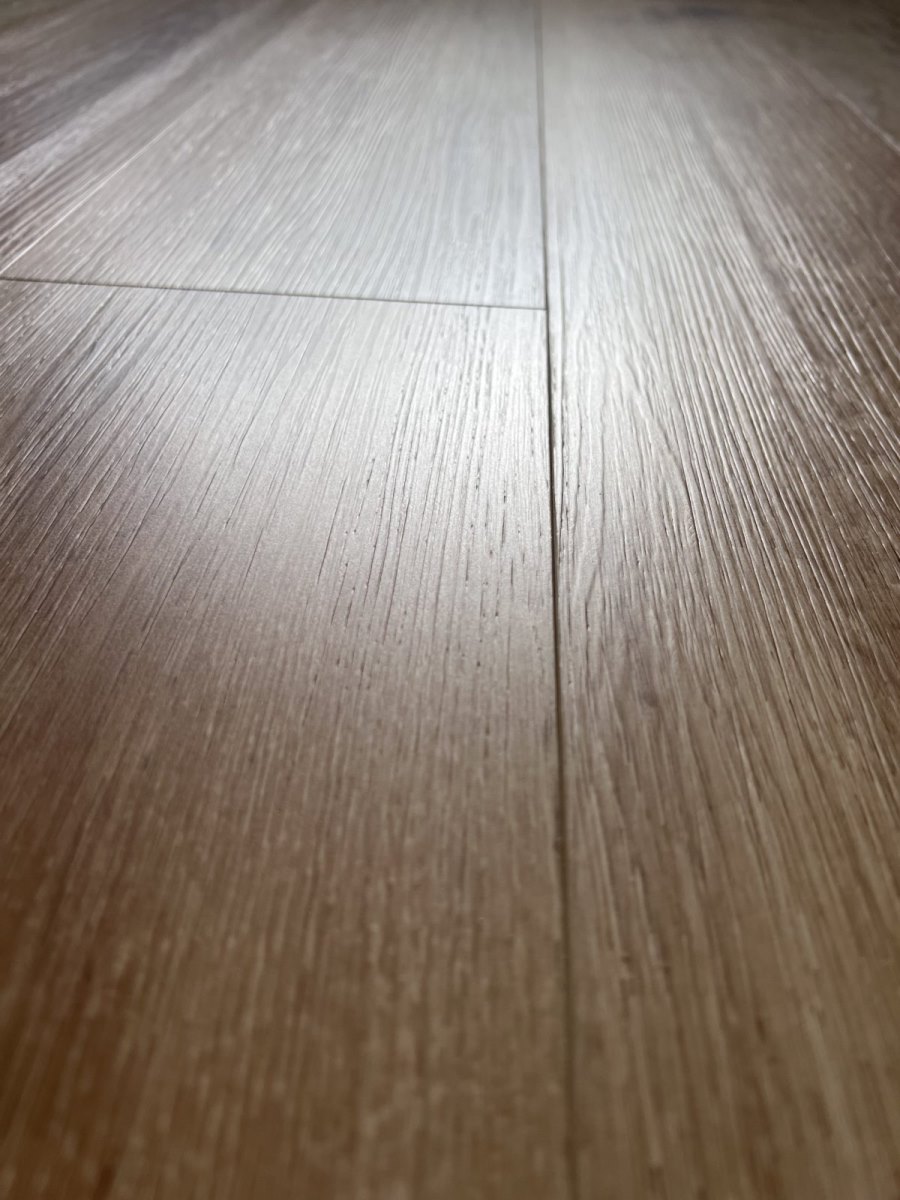 SPC ламинат "OneFloor" ЕСО 5011 (4V фаска) (1220*184*4 мм) — купить в Екатеринбурге