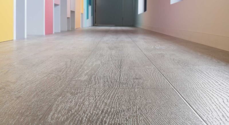 Линолеум бытовой "IVC" Woodlike Cousteau W06 (3м) — купить в Екатеринбурге