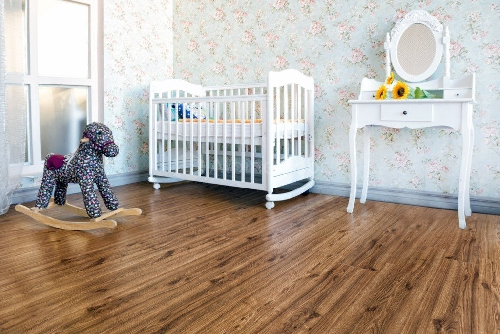 Замковая ПВХ плитка "Alpine Floor" Дуб классический  (1220*183*4мм) — купить в Екатеринбурге