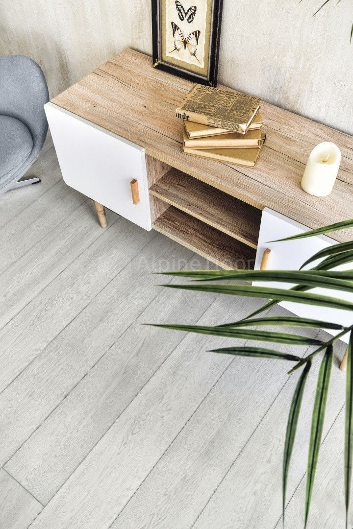 Замковая ПВХ плитка Зимний лес  (1220*183*6мм) — купить в Екатеринбурге