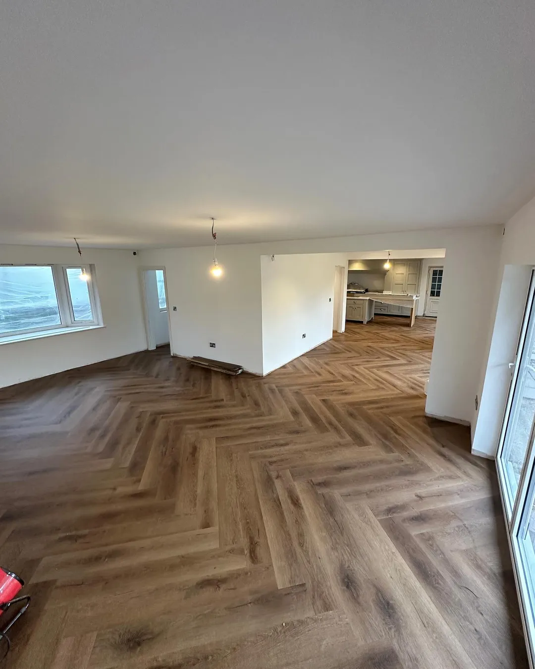 Кварцвиниловая плитка "Invictus" Royal Oak Mocca (406*102*2мм) — купить в Екатеринбурге