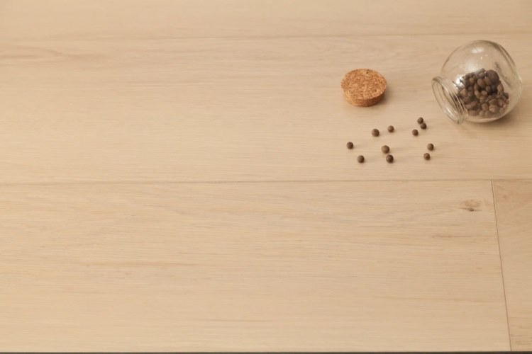 Плитка ПВХ "Bonkeel" Line 201 (1220*183*4 мм) — купить в Екатеринбурге