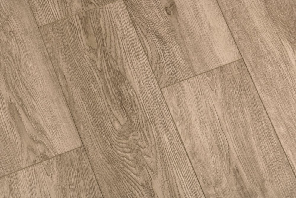 LVT плитка "Profield" Дуб Мадейра (915,4*152,4*2,5 мм) — купить в Екатеринбурге